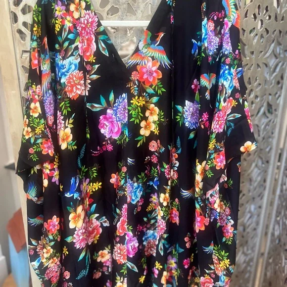 NWT JOHNNY WAS sognatore nero high low kaftan cover up in nero multi floral s/m - Picture 5 of 10